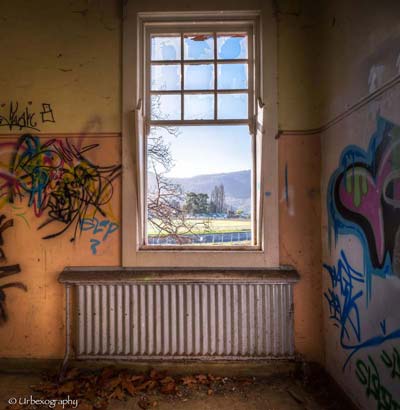 abandoned-windows-honargardi (19)