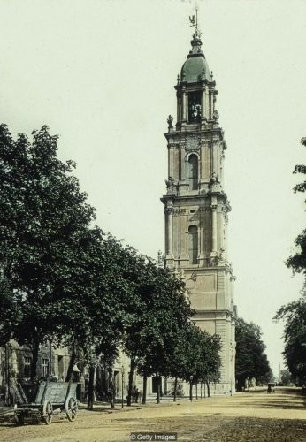 (GERMANY OUT) View of the belltower of the baroque "Garnisonskirche" (garrison church) in Potsdam (1732 - 35); heavily destroyed during World War II; pulled down in 1968 - colorized picture; undated (around 1900) (Photo by DHM/Kaiserpanorama/ullstein bild via Getty Images)